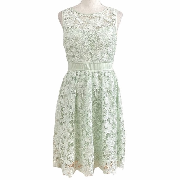 ADRIANNA PAPELL MINT GREEN FLORAL EMBROIDERED SLEEVELESS COCKTAIL DRESS - 6 - Picture 1 of 10